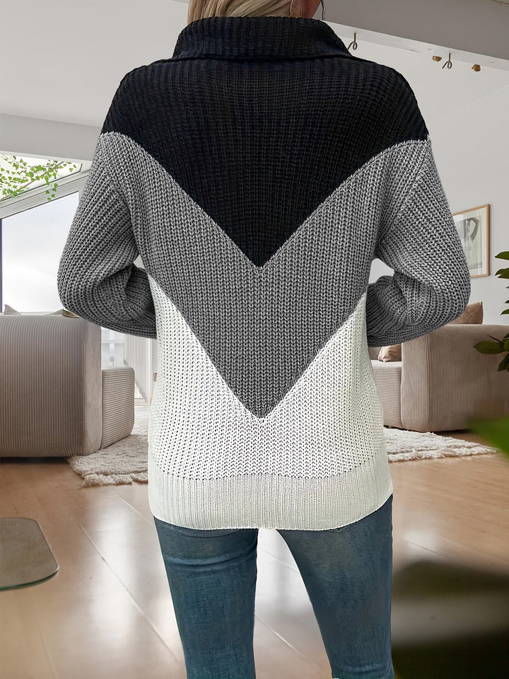Fagina – Elegancki Sweter Z Dzianiny Z Półzamkiem