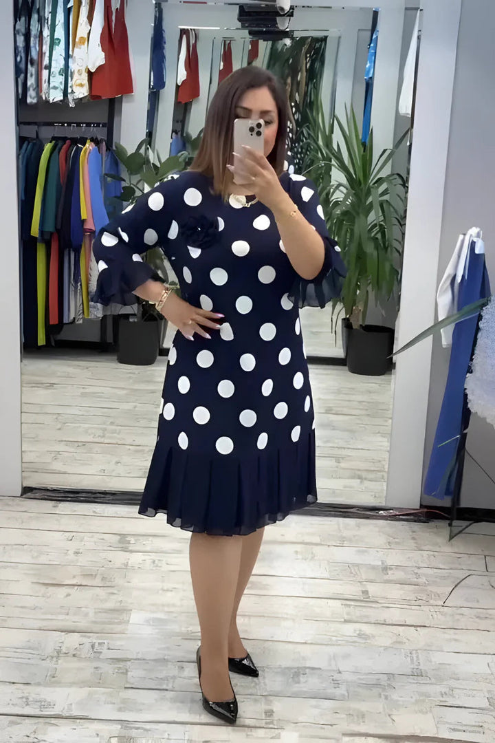 Gigi – Sukienka Midi w Groszki z Rozkloszowanymi Rękawami