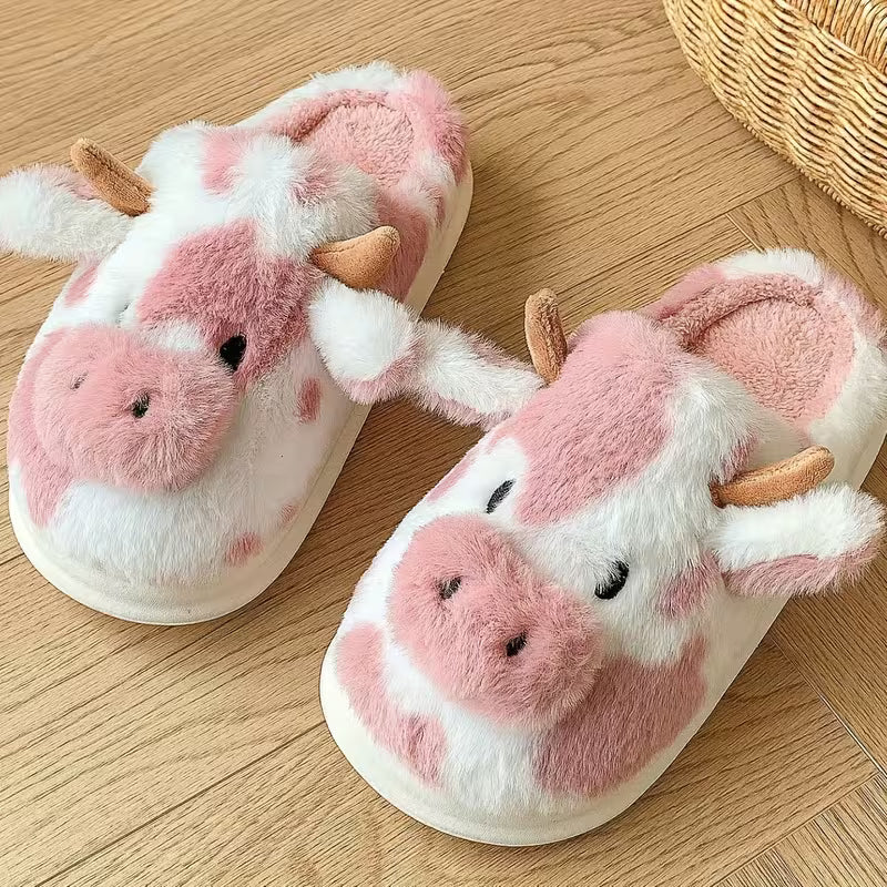 Faliza – Pluszowe Kapcie Domowe Z Nadrukiem W Kropki W Stylu „Spotted Cow”