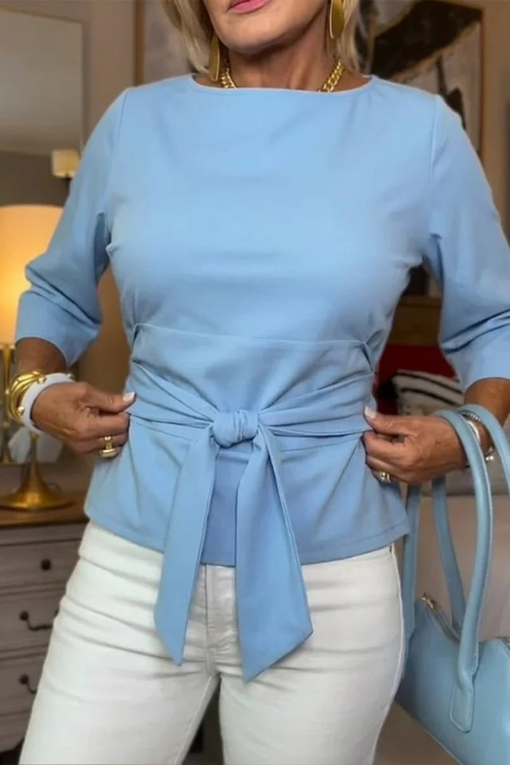 Shaniera – Stylowy Top Wiązany w Talii