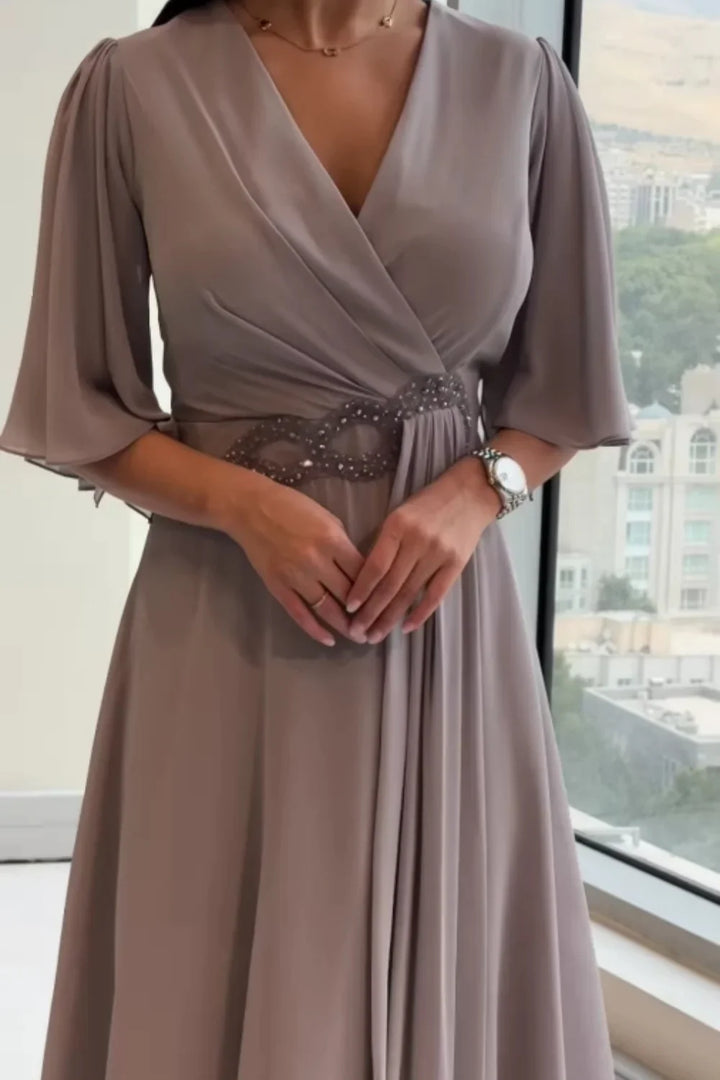 Ezina – Elegancka Długa Sukienka z Szyfonu