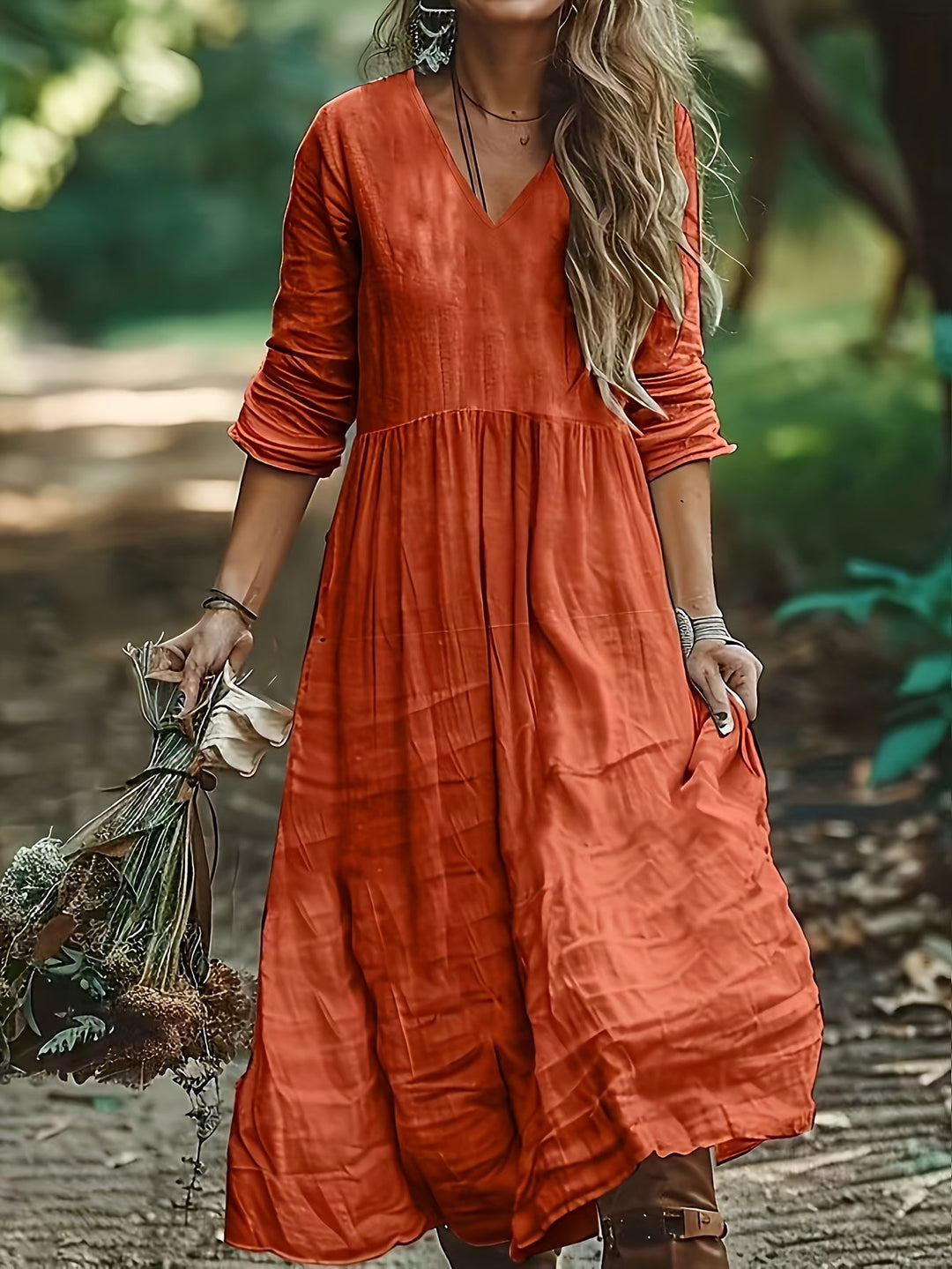 Shirron – Modna Długa Sukienka z Dekoltem w Szpic