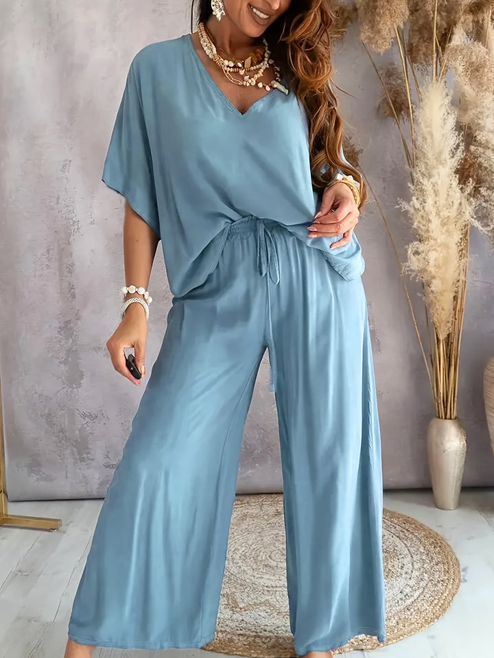 Essime - Elegancki Zestaw Z Dekoltem W Szpic