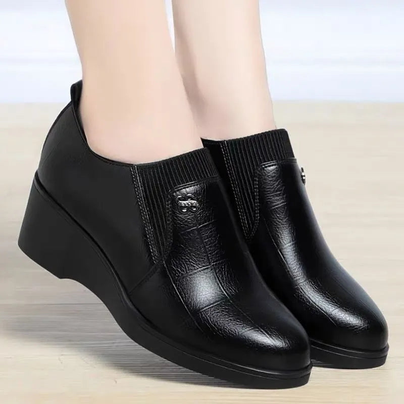 Cyntia - Skórzane Buty Ortopedyczne Na Koturnie