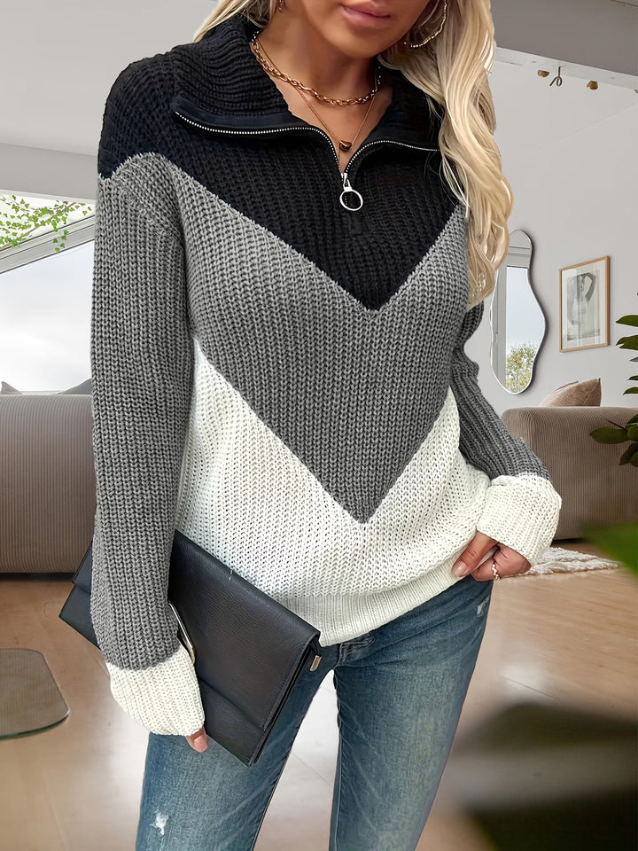 Fagina – Elegancki Sweter Z Dzianiny Z Półzamkiem