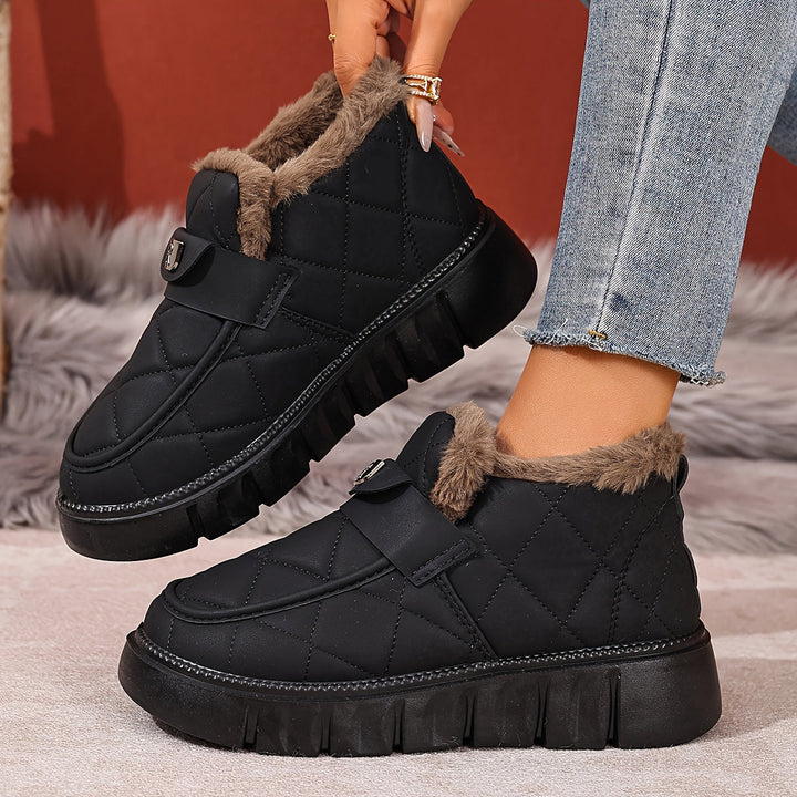 Karryna – Buty z Pikowaną Cholewką i Pluszową Wyściółką