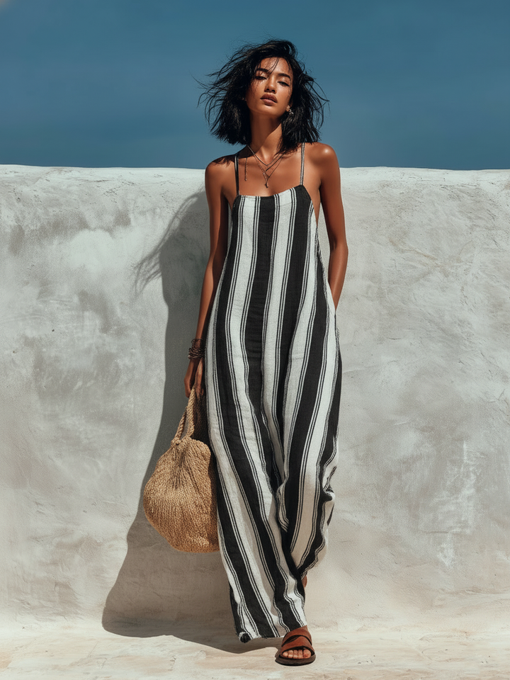 Lyliana – Elegancki Kombinezon w Paski