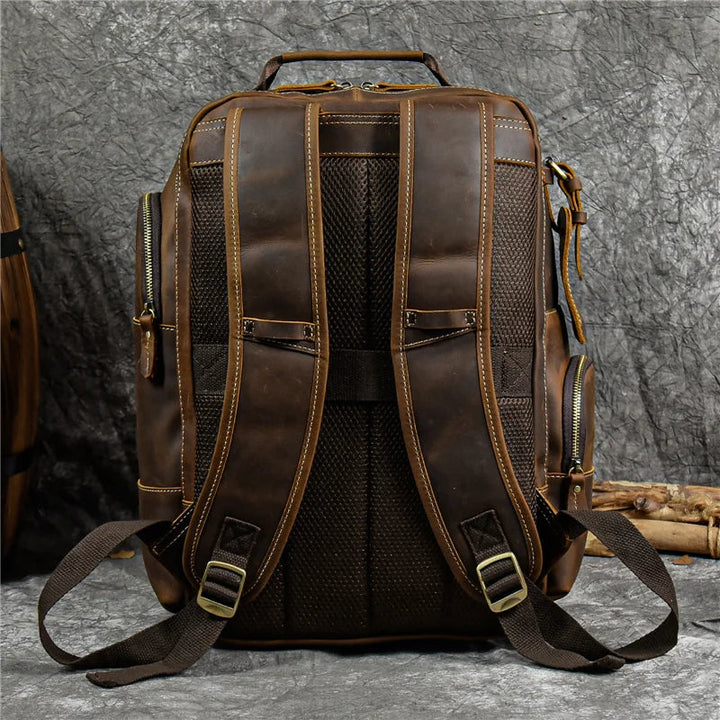 SummitCarry – Plecak Podróżny z Vintage'owej Skóry Bydlęcej