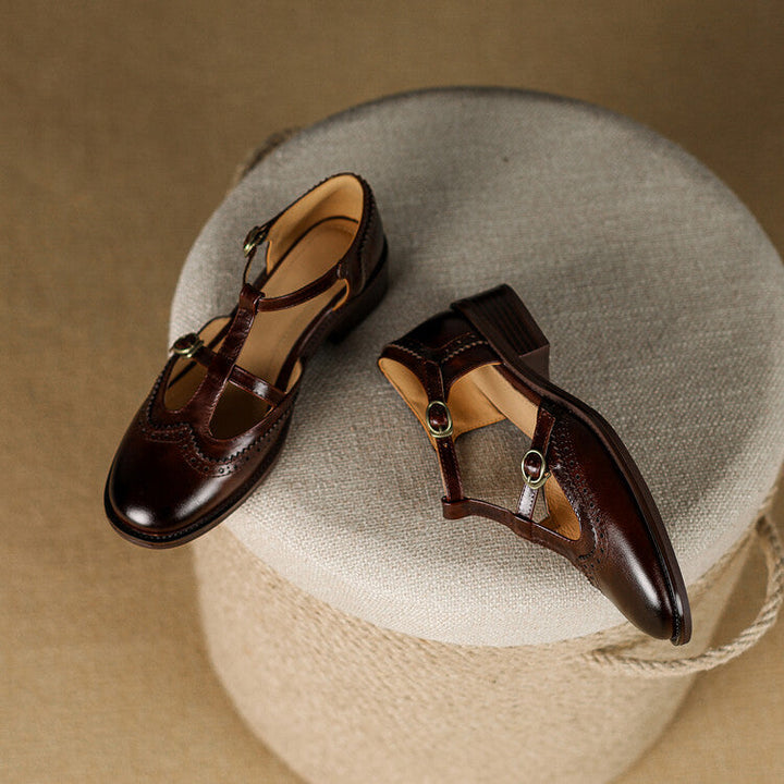 Anieka – Buty Typu Mary Jane z Paskiem w Kształcie Litery T