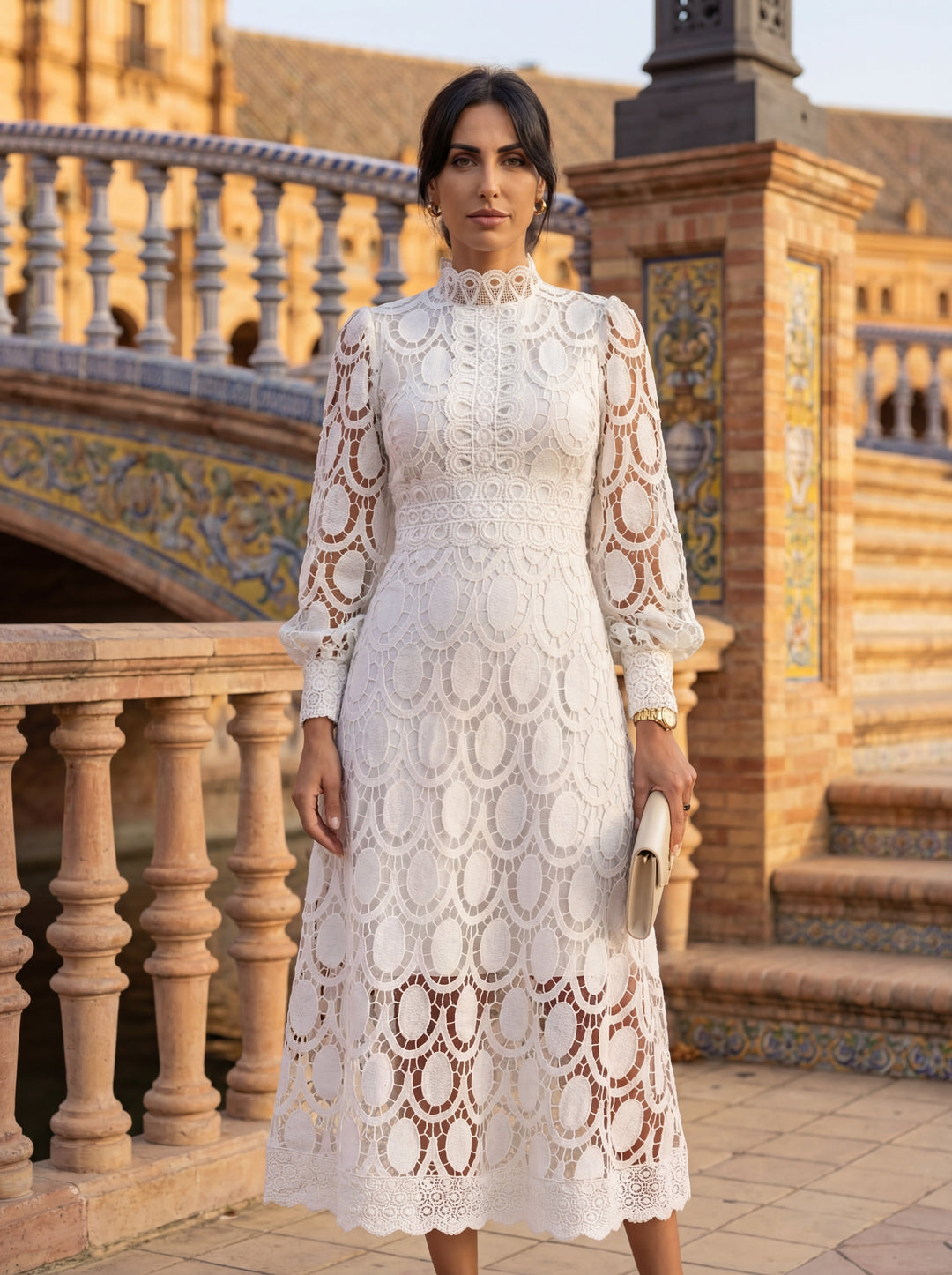 Maelle - Elegancka Sukienka Z Koronką I Długimi Rękawami