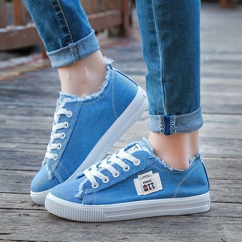 Oshenya - Swobodne Buty z Zaokrąglonym Czubkiem i Płaską Podeszwą