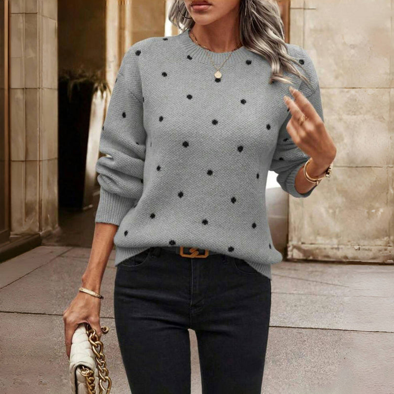 Gergana – Sweter w Kropki z Dzianiny