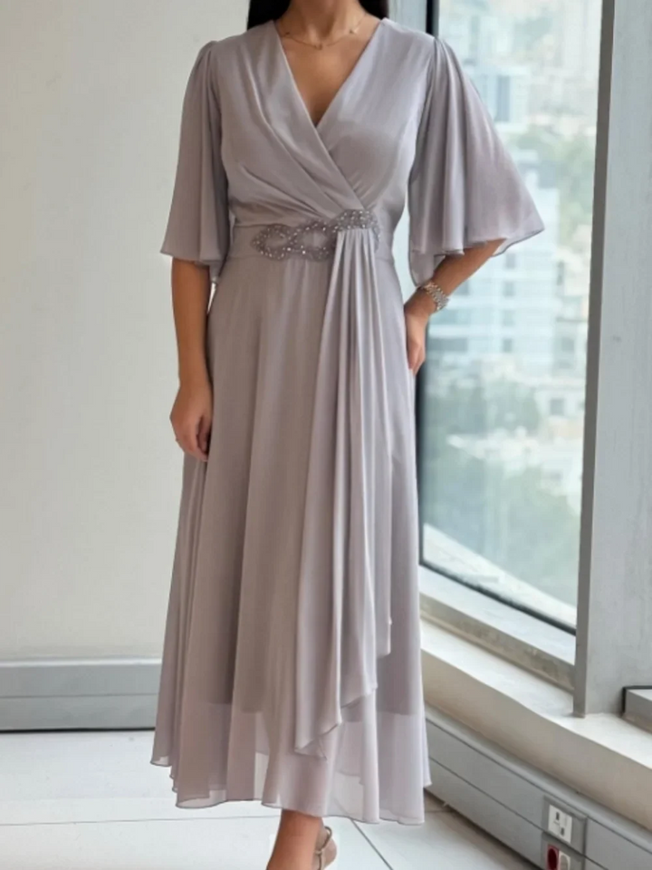 Ezina – Elegancka Długa Sukienka z Szyfonu