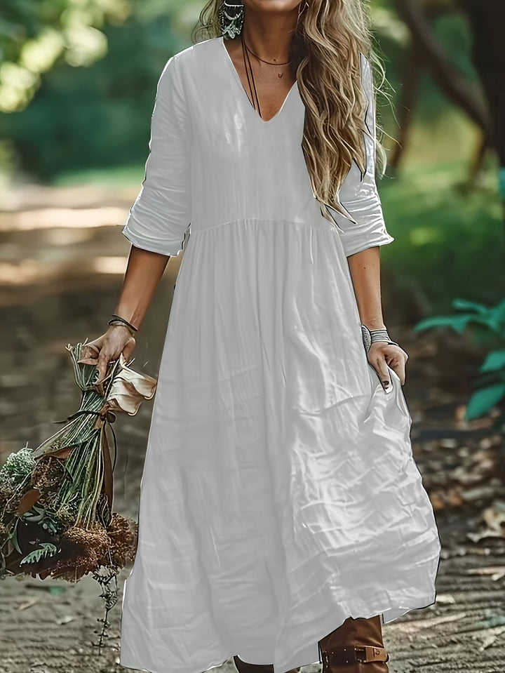 Shirron – Modna Długa Sukienka z Dekoltem w Szpic