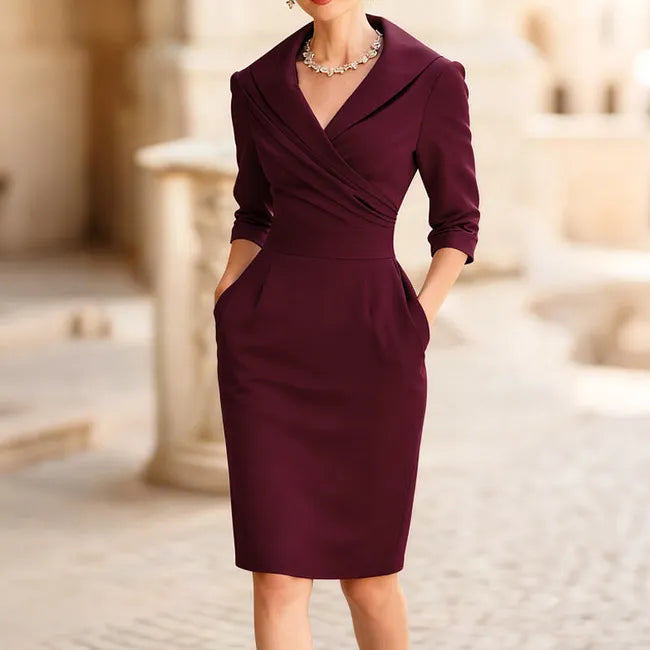 Fanoula – Elegancka Sukienka o Kroju Ołówkowym z Kołnierzem Szalowym