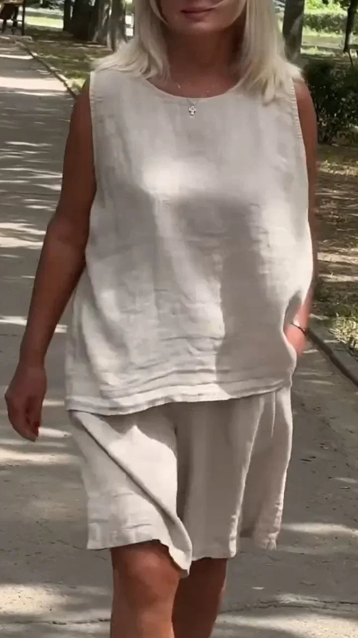 Jileana – Przewiewna Bluzka Bez Rękawów i Luźne Szorty