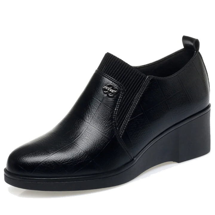 Switolina – Modne Skórzane Buty Na Koturnie