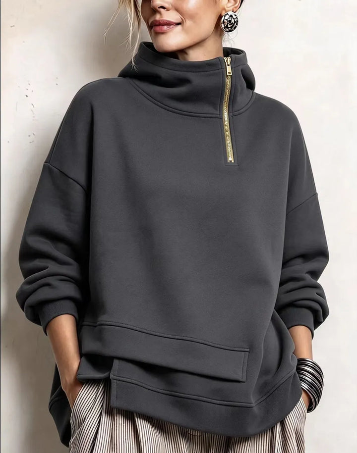 Lyona – Nowoczesna Bluza Z Asymetrycznym Wysokim Kołnierzem