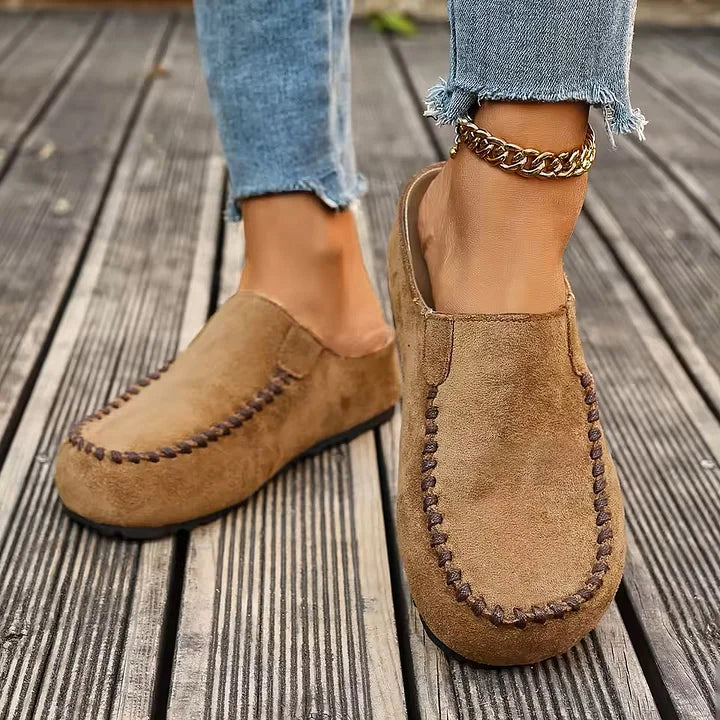Lidja – Skórzane Klapki w Stylu Vintage