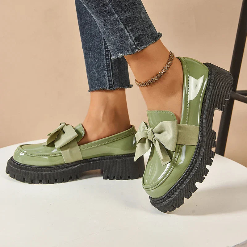 Batya – Eleganckie, Antypoślizgowe Buty z Kokardką