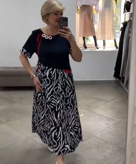 Zahara – Swobodna Sukienka w Stylu Patchwork