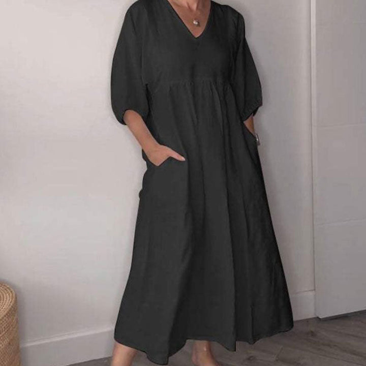 Shantel - Sukienka z Dekoltem w Serek w Stylu Casual