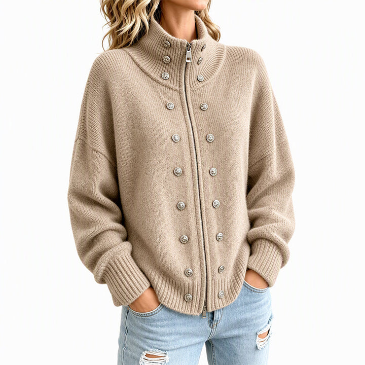 Ezgia – Sweter Z Dzianiny Z Ozdobnym Guzikiem