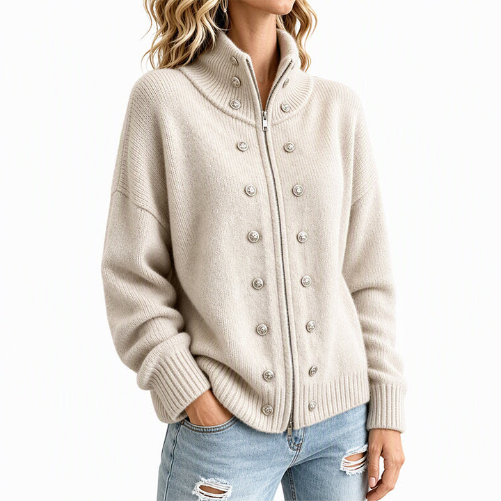 Ezgia – Sweter Z Dzianiny Z Ozdobnym Guzikiem